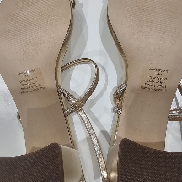 Steve Madden Metallic Gold Strappy Heeled Sandals - Picture 5 of 12